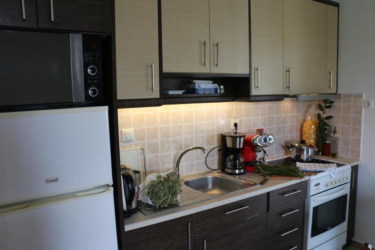 Miterra Cozy Apartments Andrítsaina Exterior foto